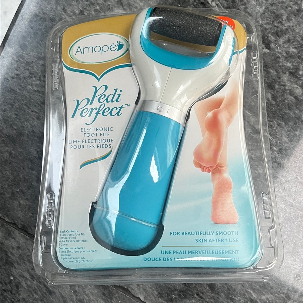 AMO Pedi Perfect Foot File - Blue and White